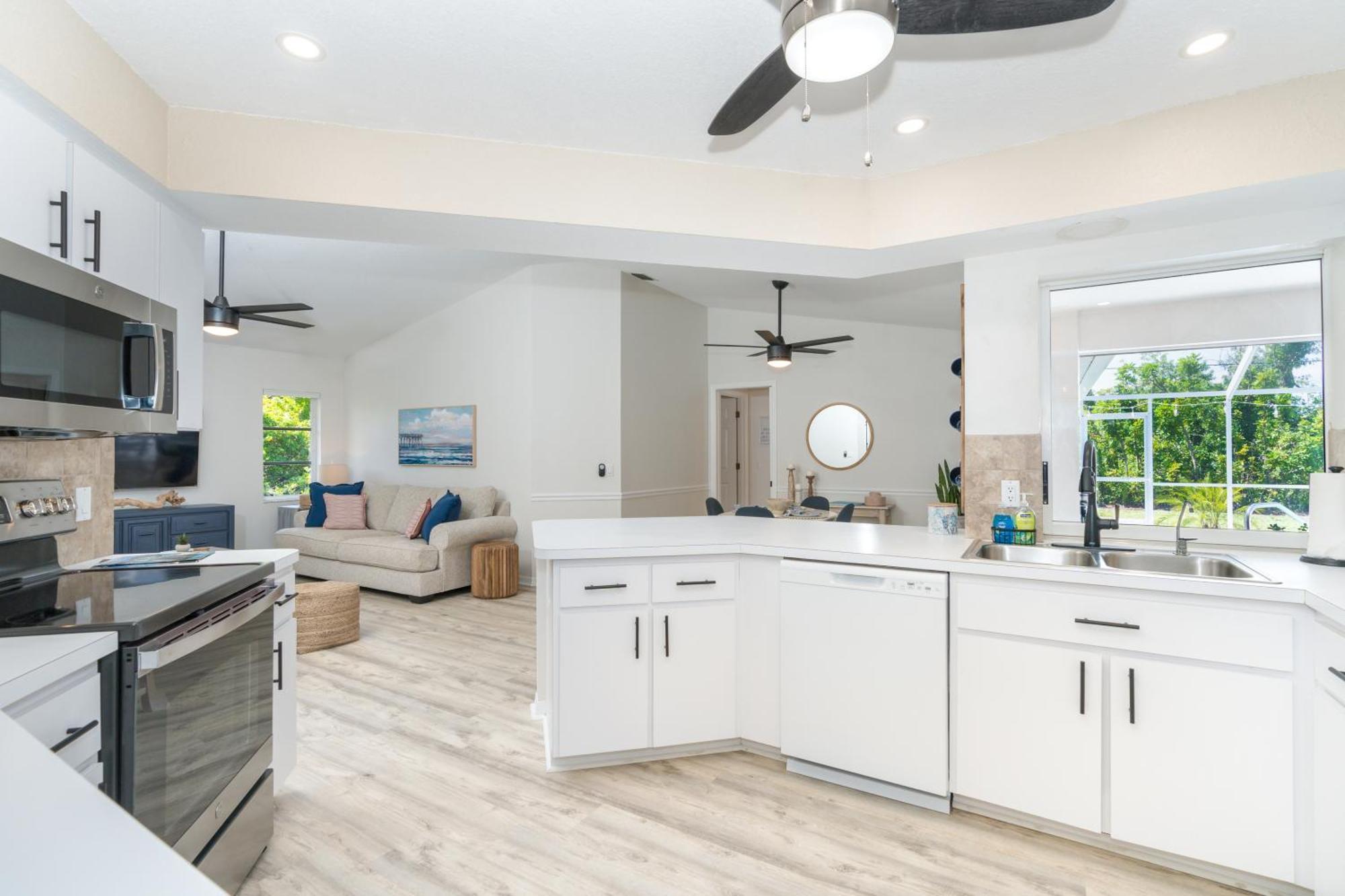 Beautiful Spacious Home! Close To Beaches - Heated Private Pool Englewood Eksteriør billede